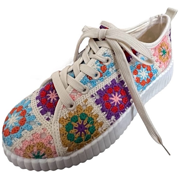 Taxi Shoes - Taxi crochet platform sneaker  colorful boho bohemian grandma patch 7.5 NWOT